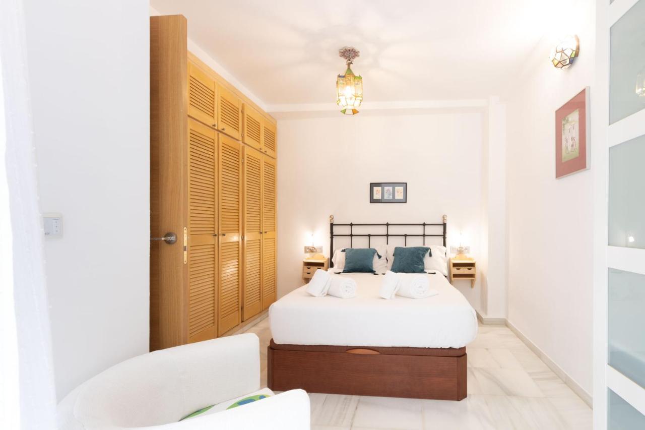 Goles Courtyard With Parking By Valcambre Appartamento Siviglia Esterno foto