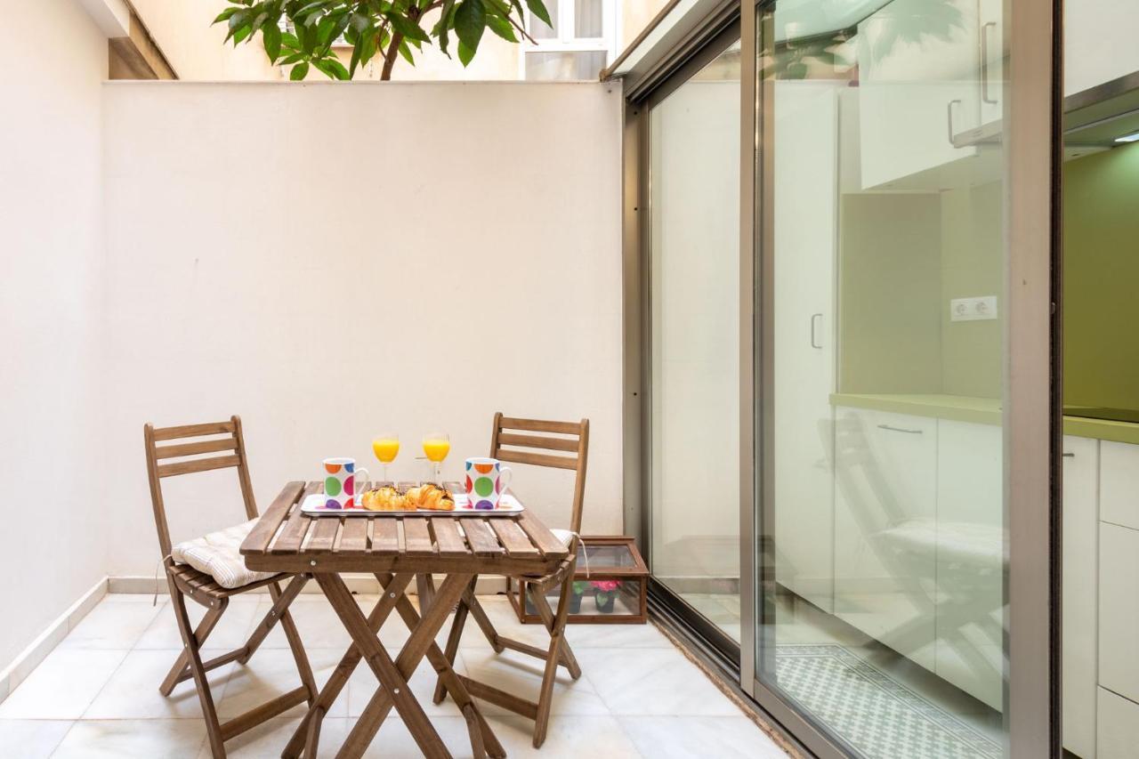 Goles Courtyard With Parking By Valcambre Appartamento Siviglia Esterno foto